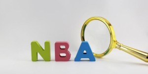 东契奇热身赛腿部拉伤 康复训练安排详解